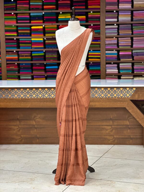 Vichithra silk saree MO93 - Image 2
