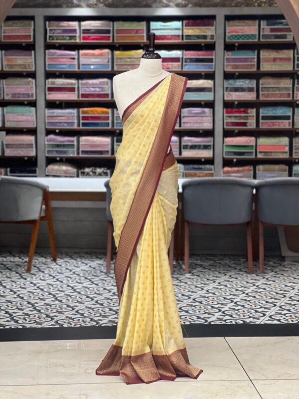 Georgette Banarasi Contrast Saree M077 - Image 6