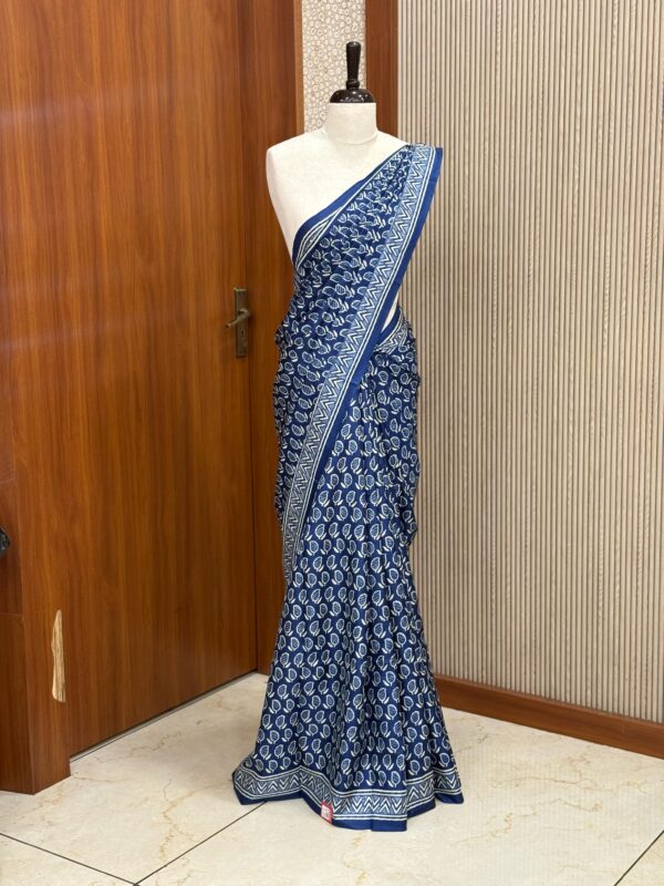 BATIK PRINT SAREE M102 - Image 6