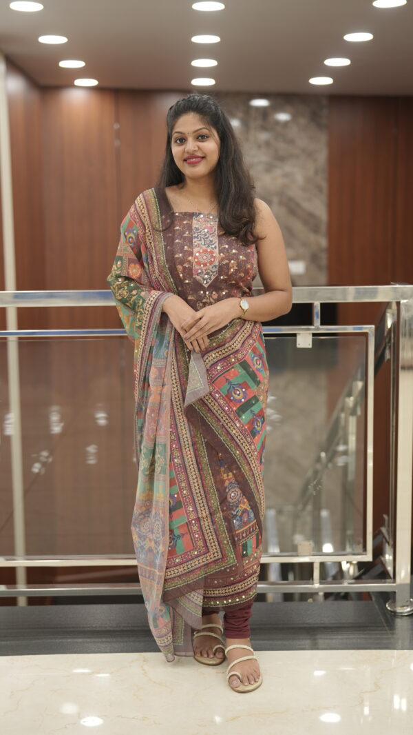 churidar set M170