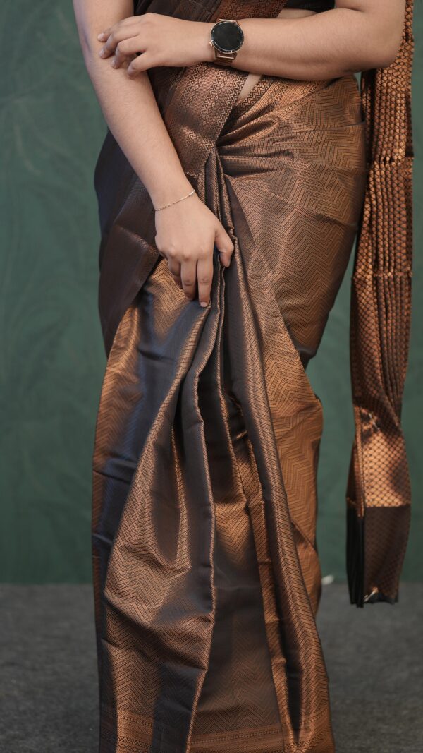 BROCADE SEMISILK M134 - Image 7
