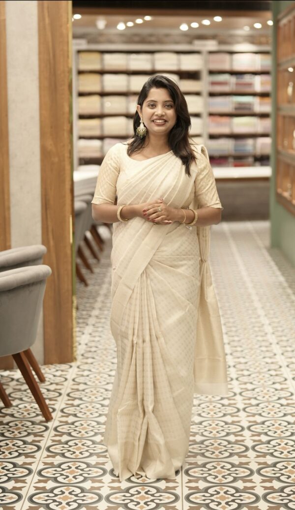 ONAM SAREE SAREE M255