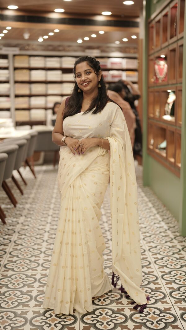 PREMIUM  ONAM SAREE  M361
