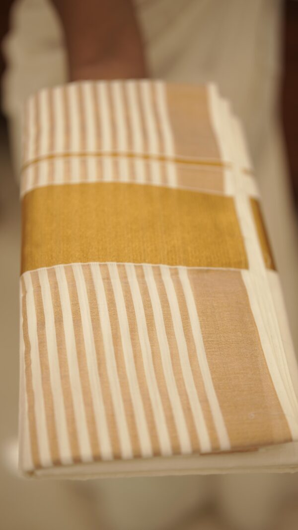 ONAM SET SAREE M399 - Image 2