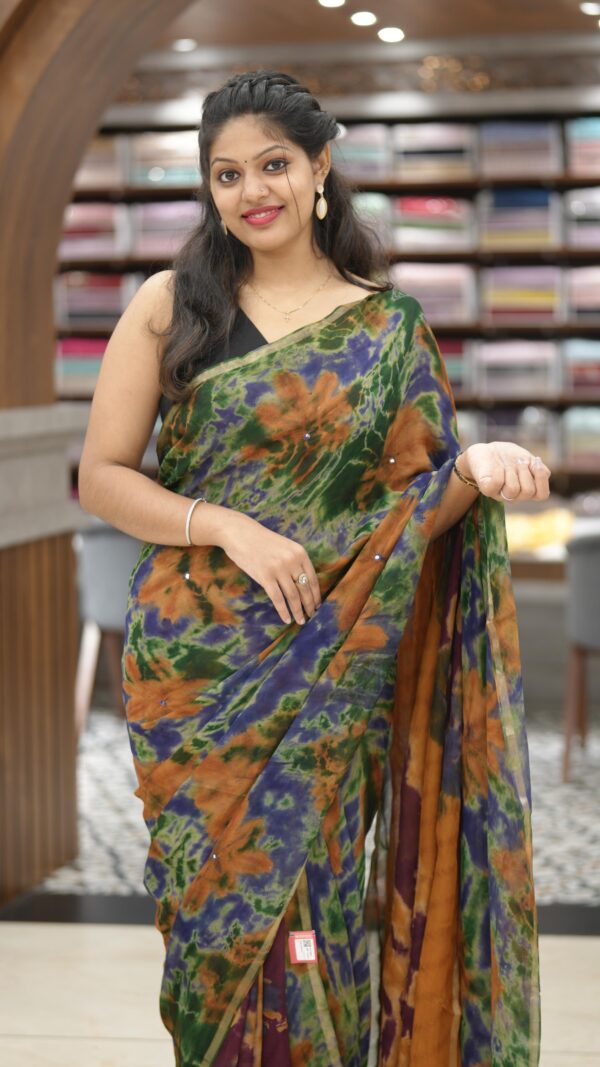 CRAPE SAREE BANDINI PRINT M423
