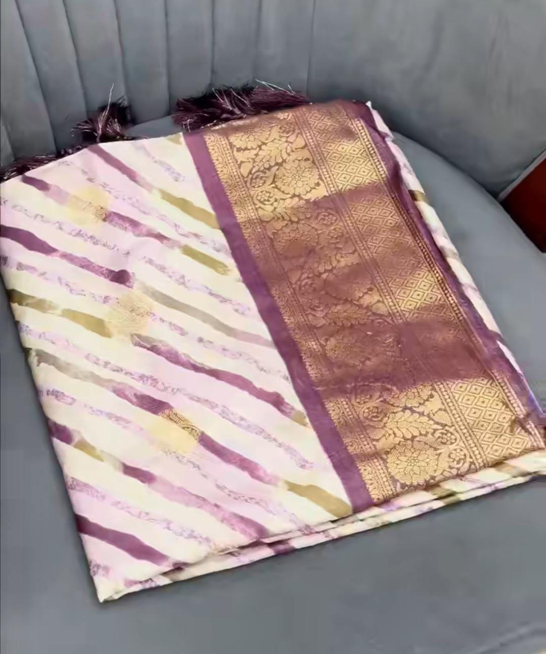 FLORAL PRINT SAREE M672 - Image 2