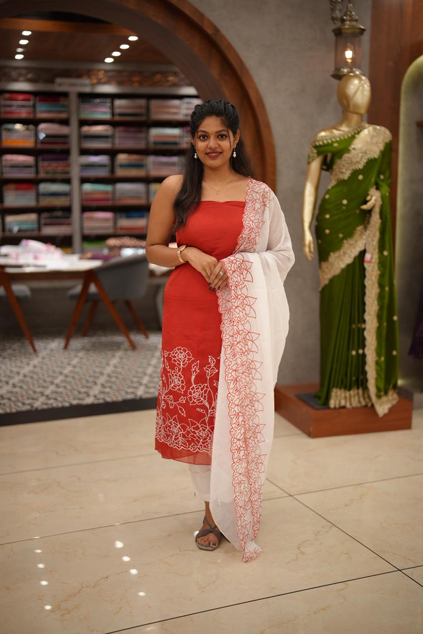 CHRISTMAS SPCL MTRL M805 - Image 2