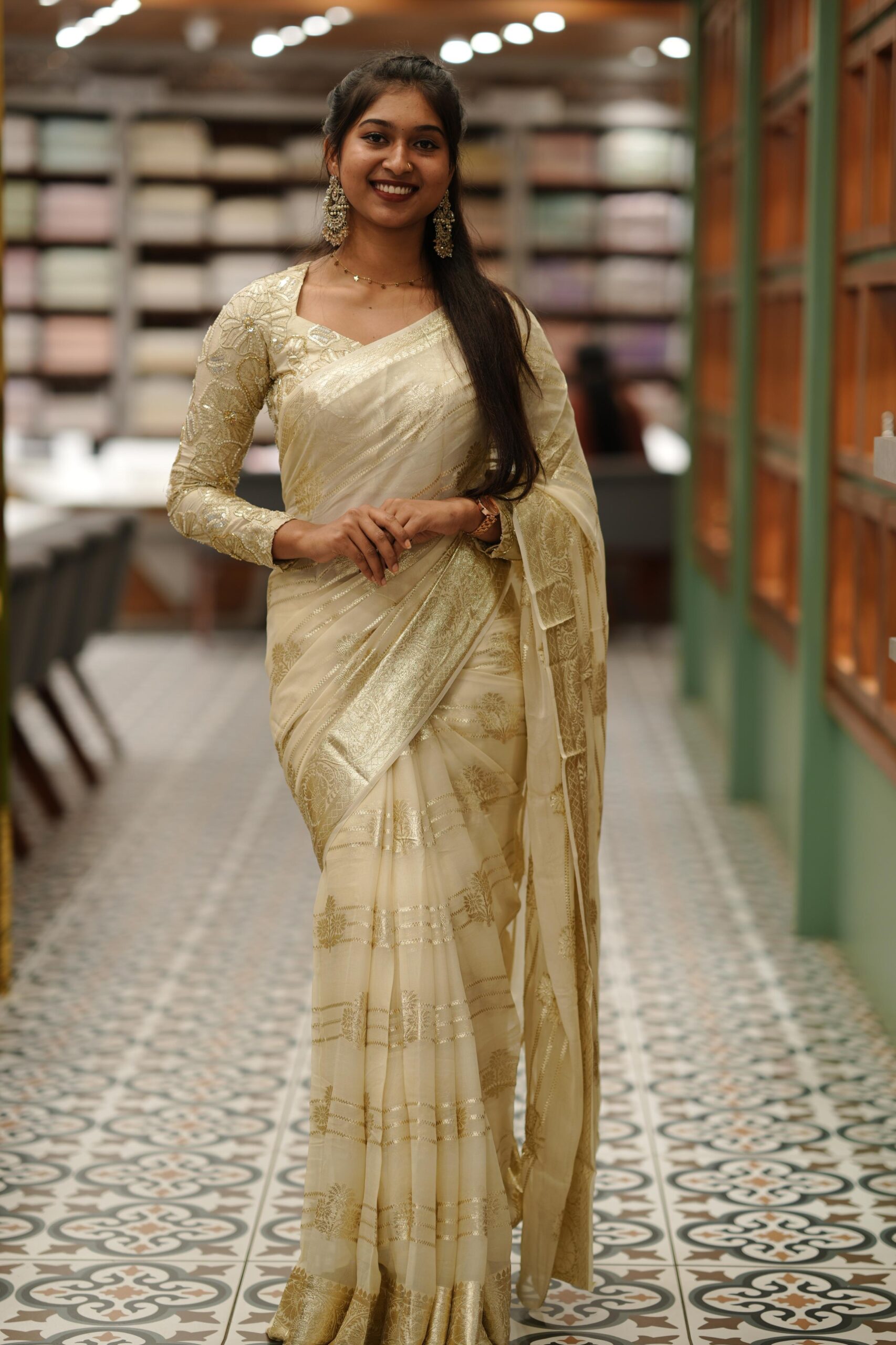 DYEABLE SAREE M1024