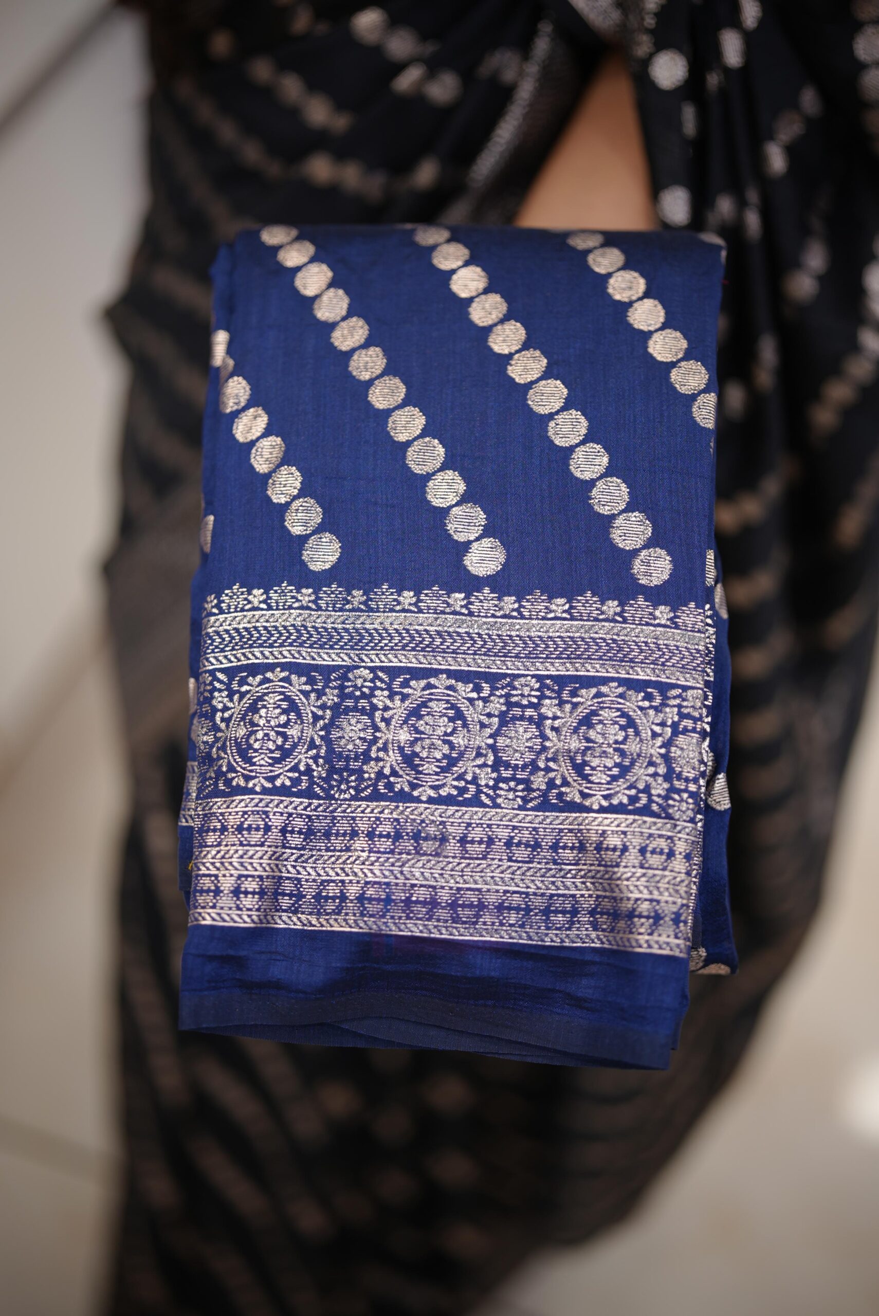 15 COLOURS BATHARI SILK M1026 - Image 3