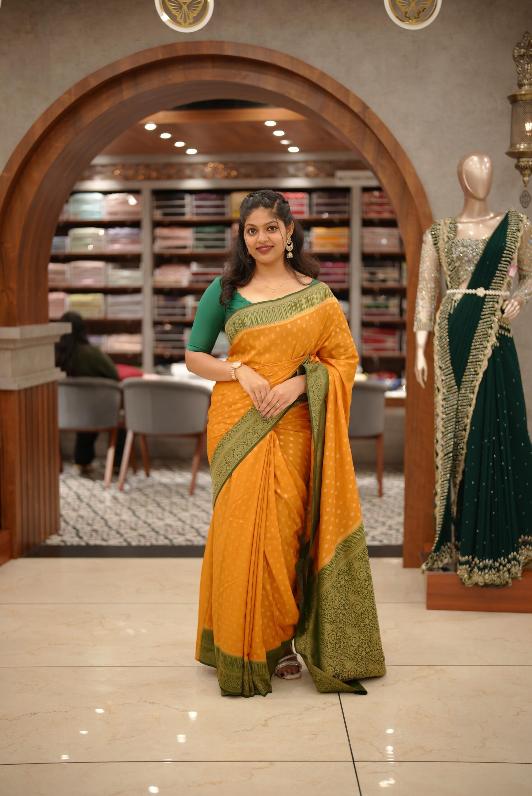 BANARASI M1038 - Image 3