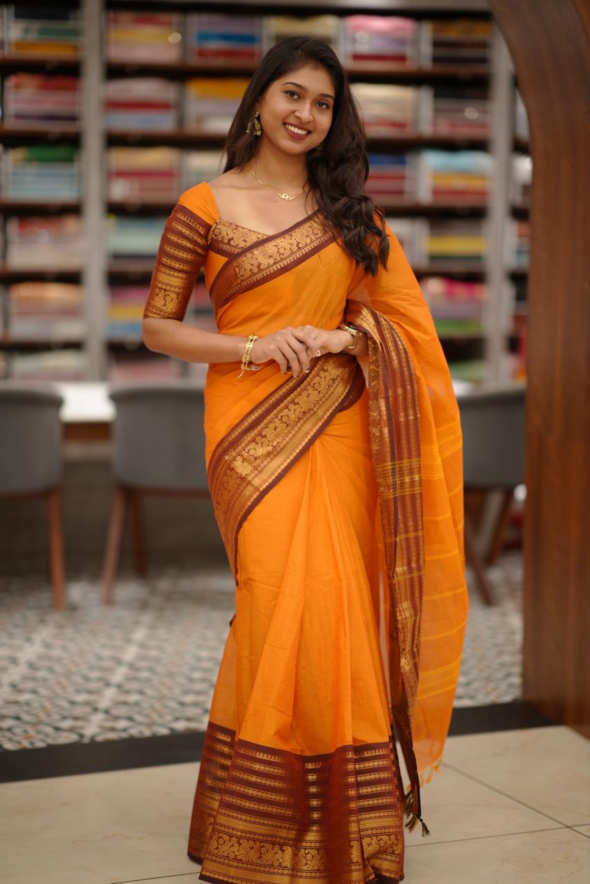 Traditional wedding saree M1423