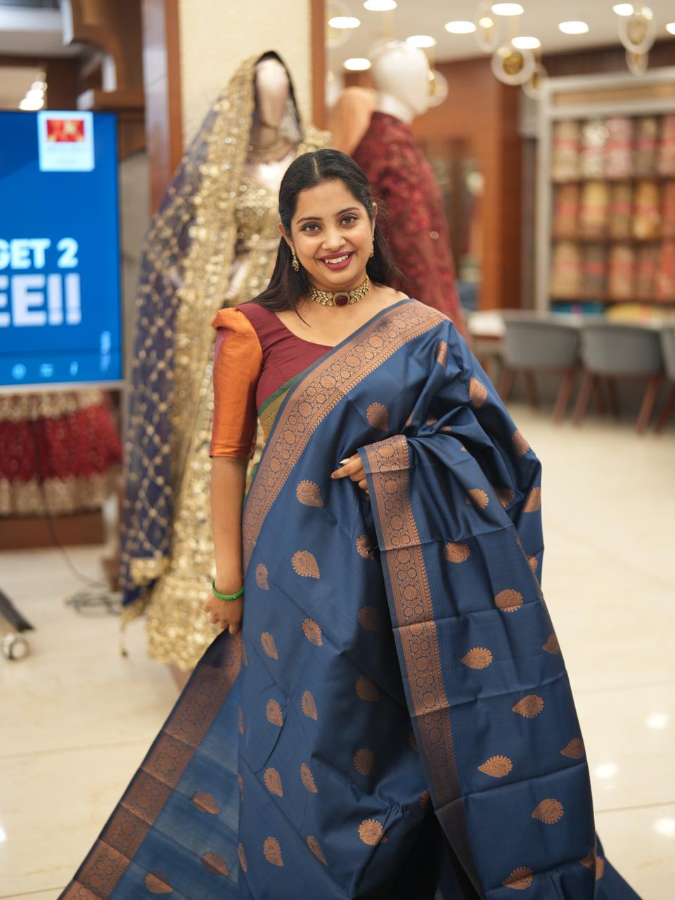 Traditional Saree M1451 - Image 6