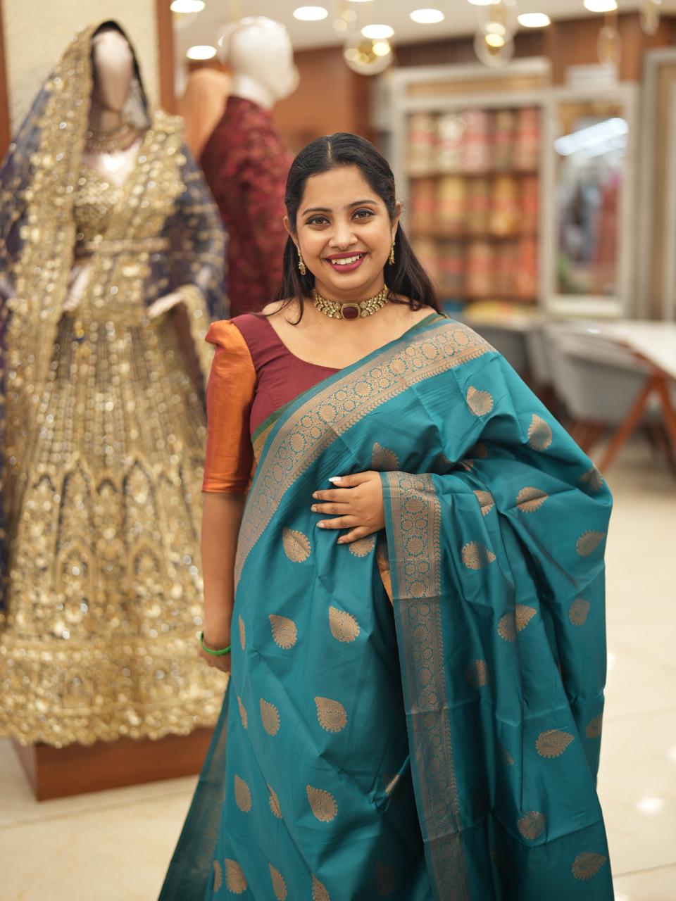 Traditional Saree M1451 - Image 5