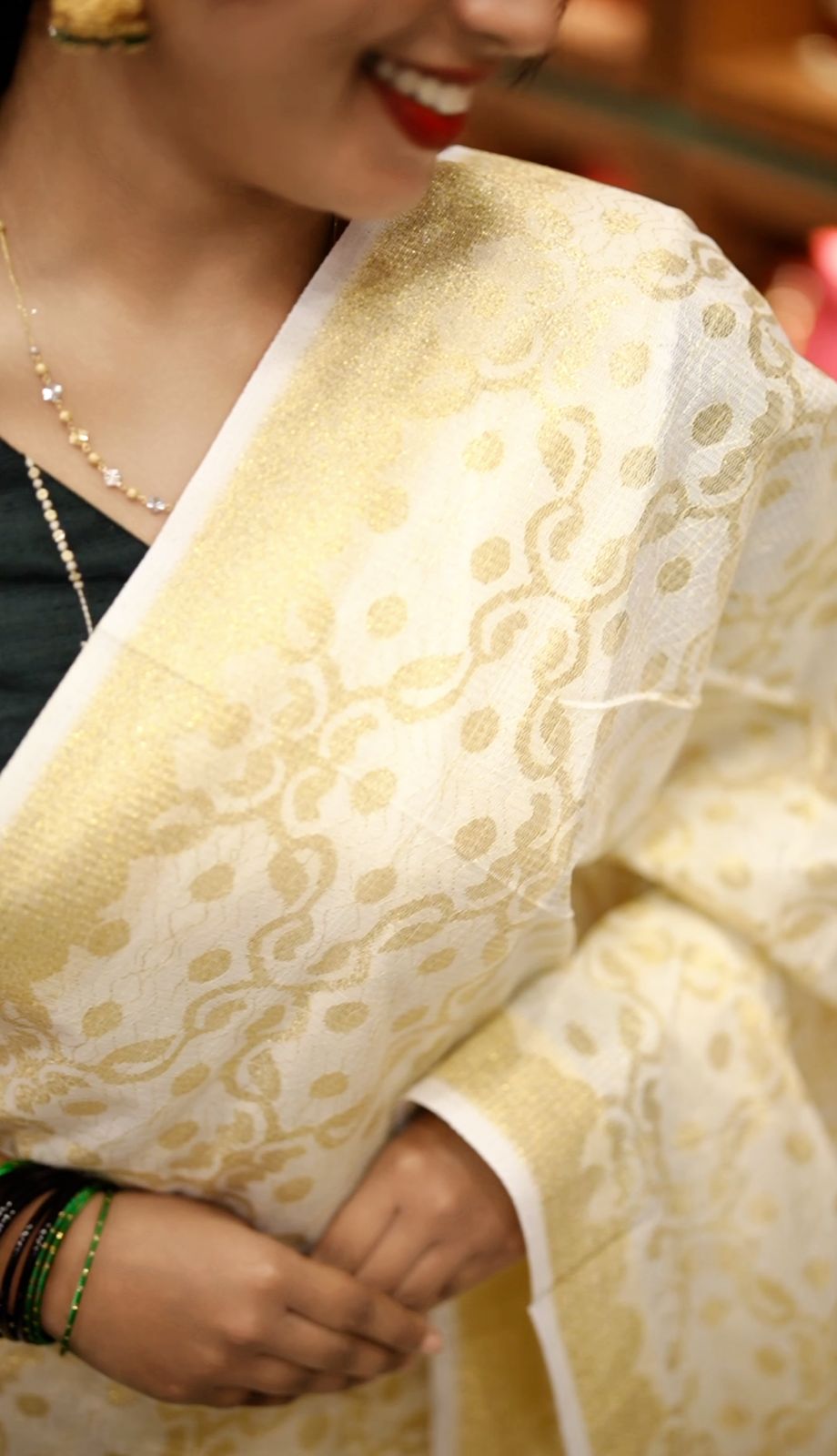 Traditional Onam saree M1456 - Image 4