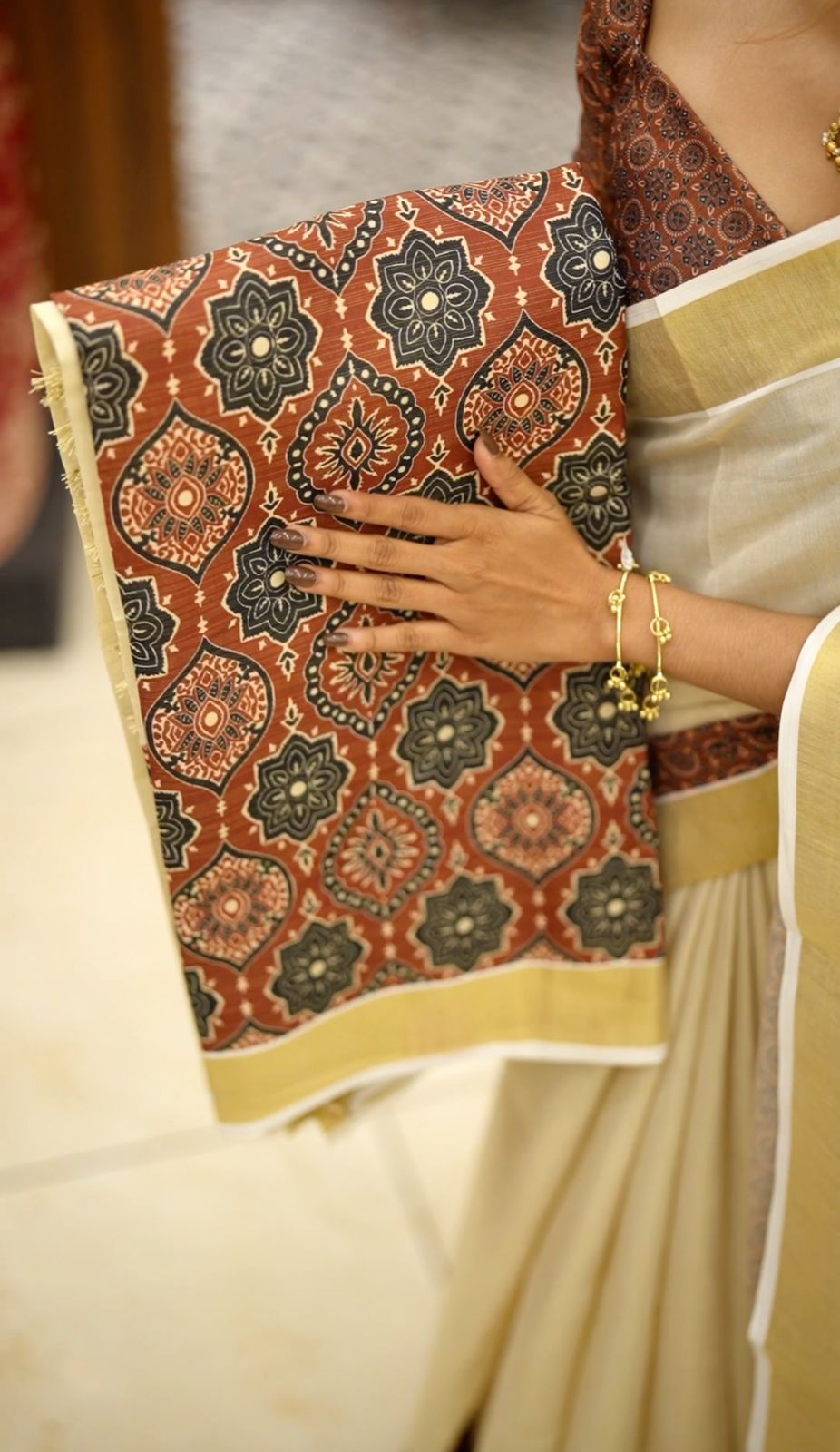 Ajarak Onam Saree M1475 - Image 5