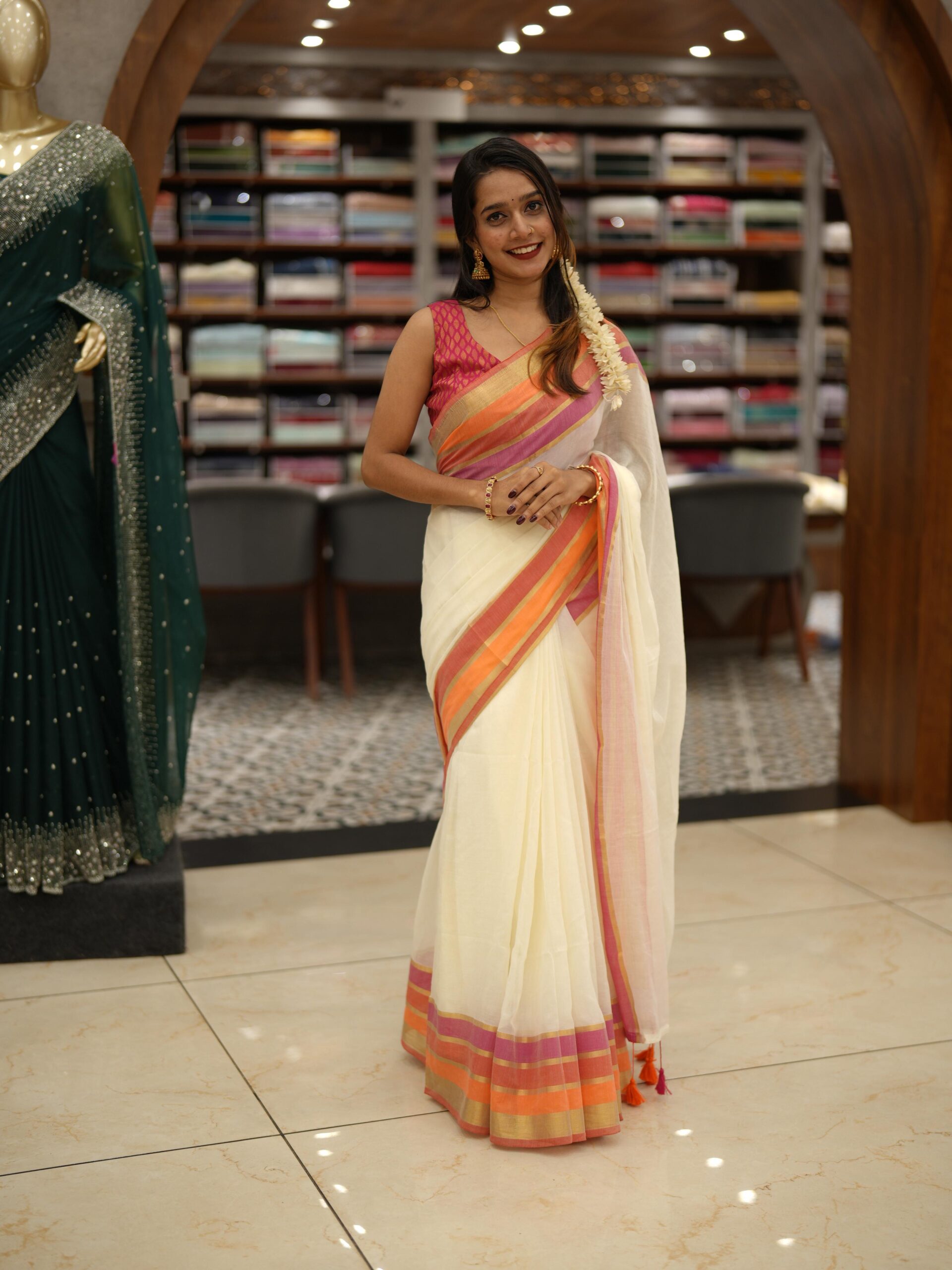 Soft Mulcotton Saree M1508 - Image 3