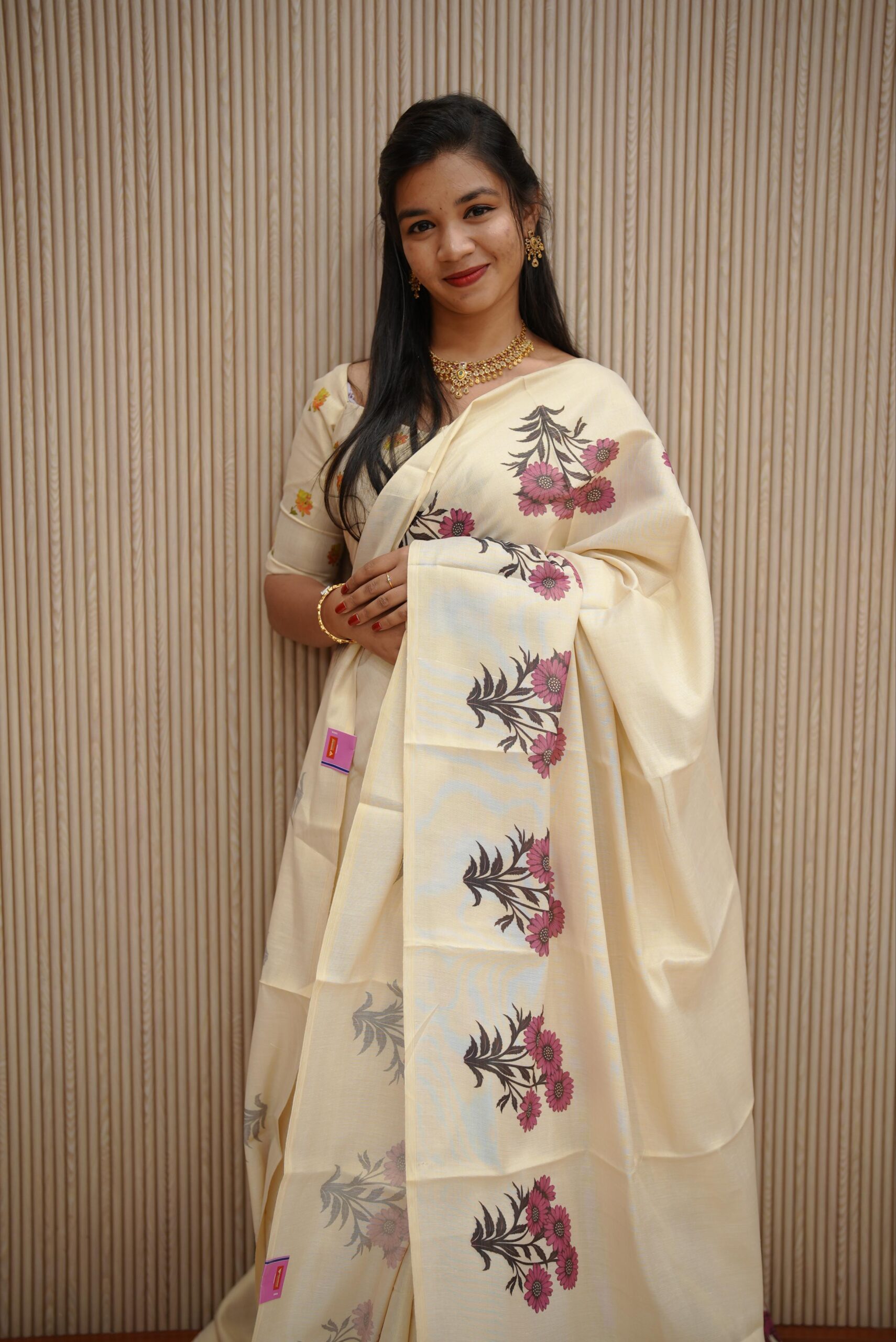 Tissue Floral Saree M1585 - Image 2