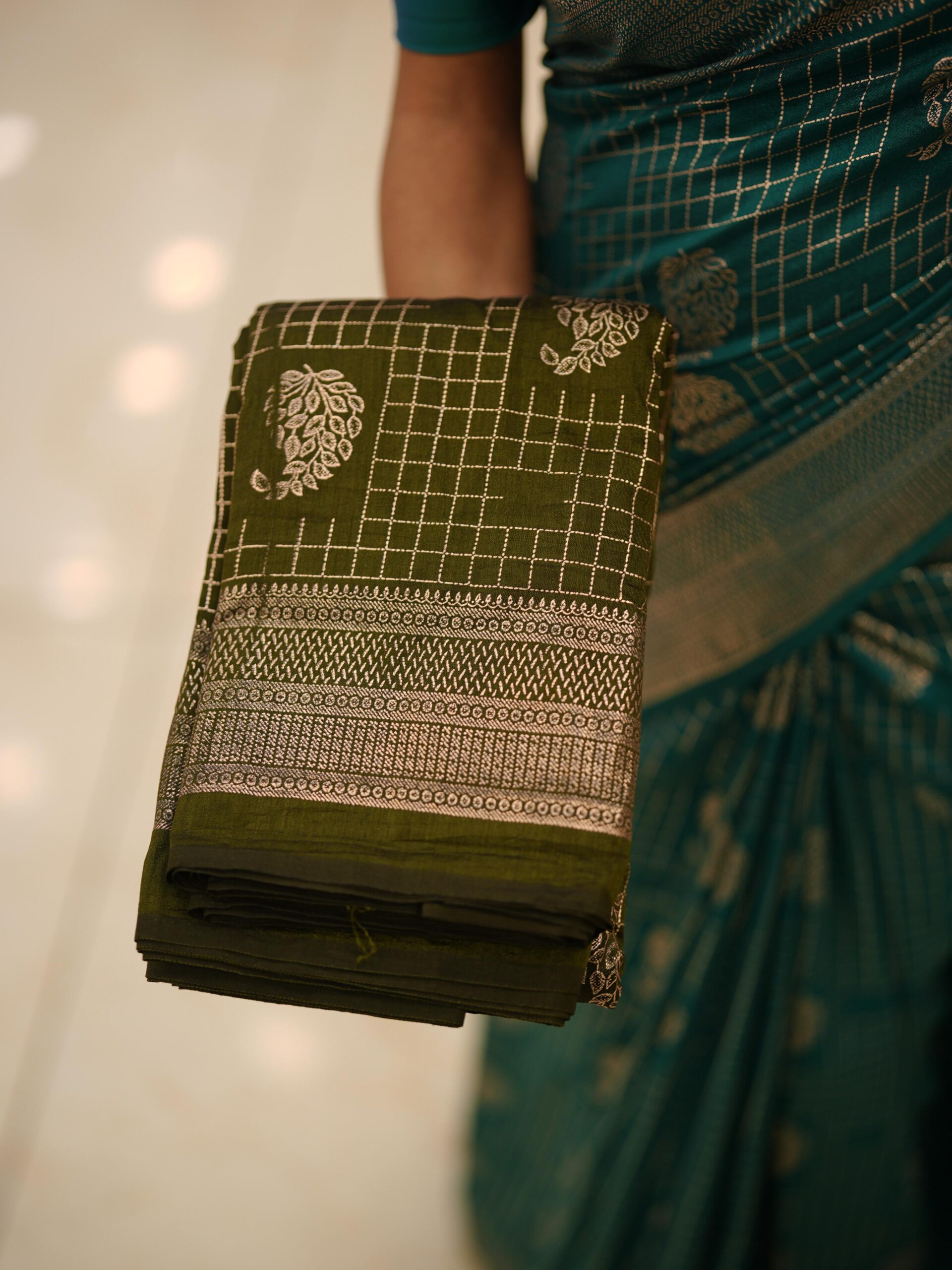 Check Pattern Saree M1578 - Image 10