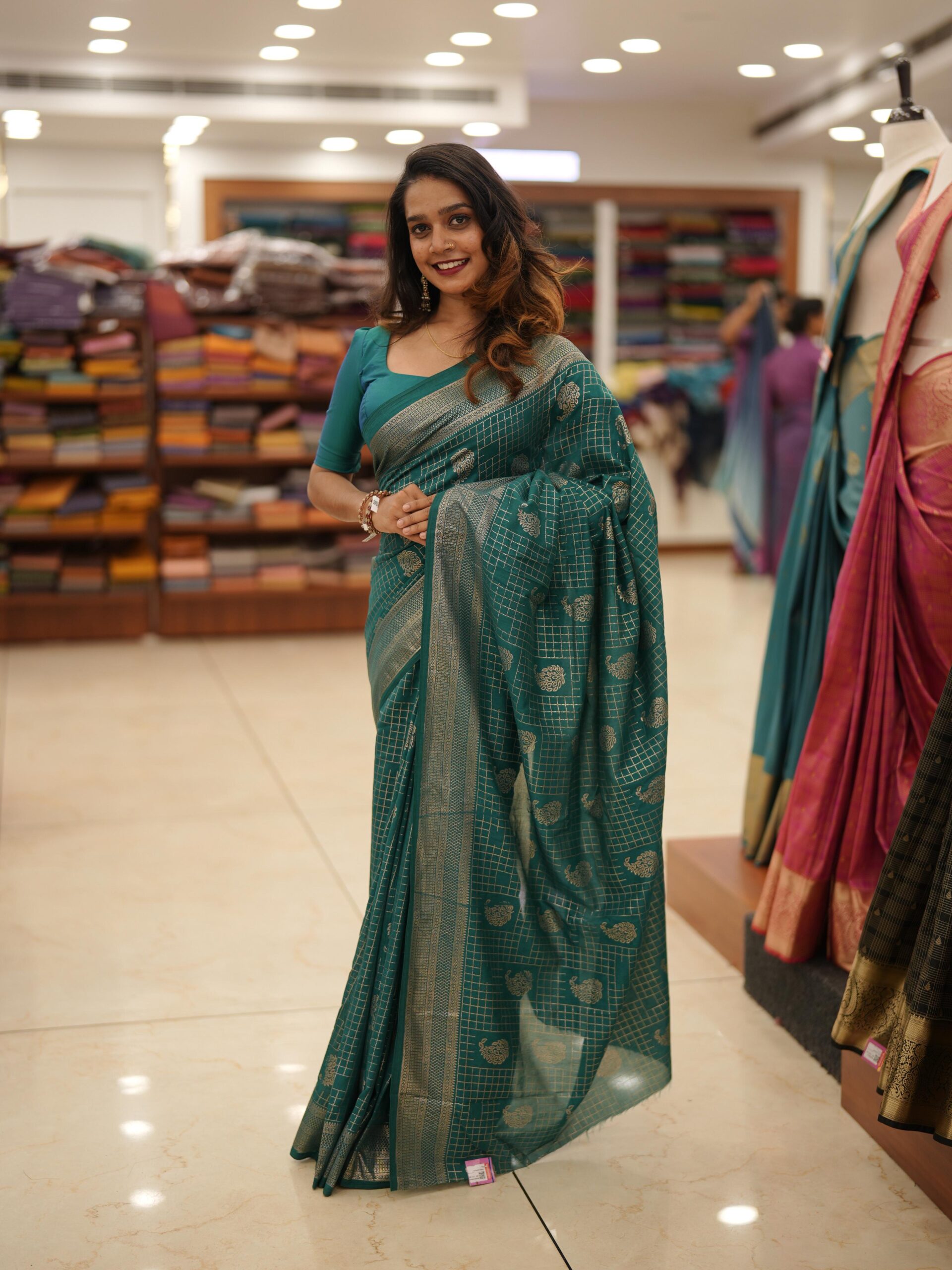 Check Pattern Saree M1578