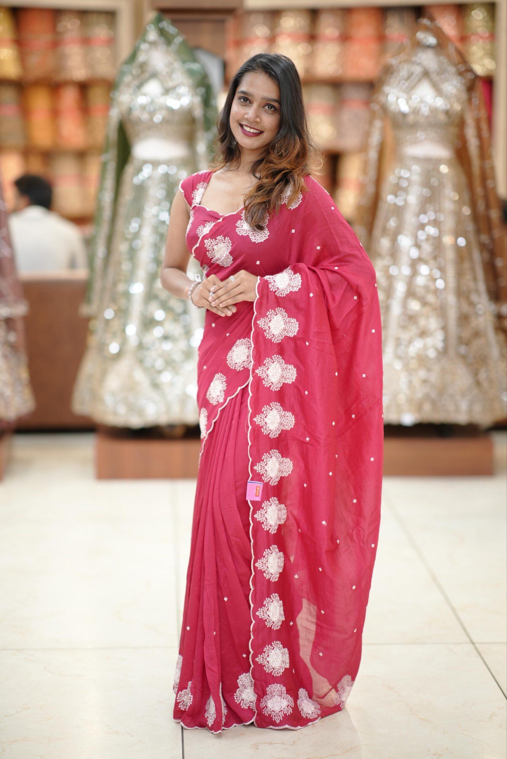 Foral Thread Work Saree M1589 - Image 3