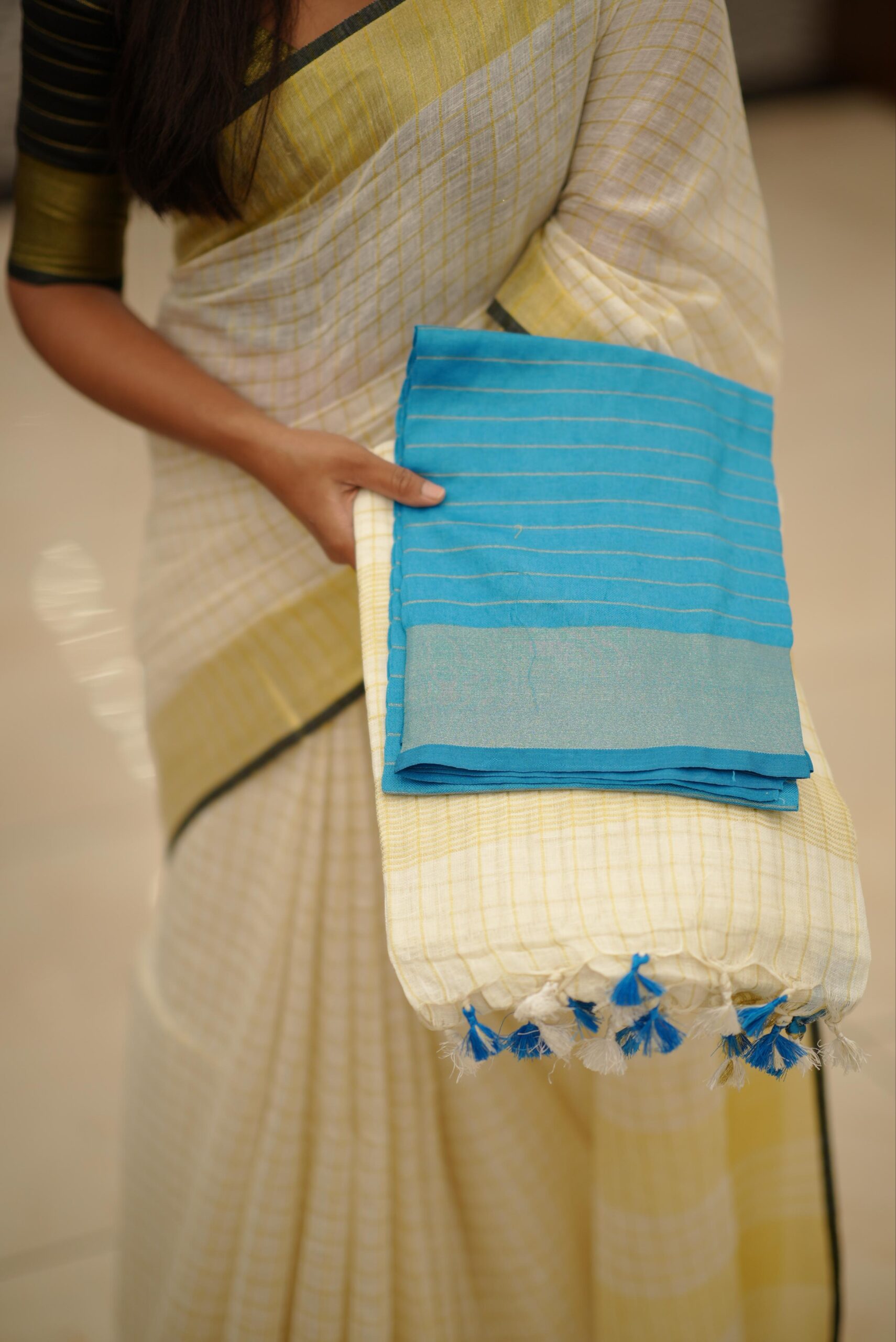 Semi Linen Saree M1594 - Image 5