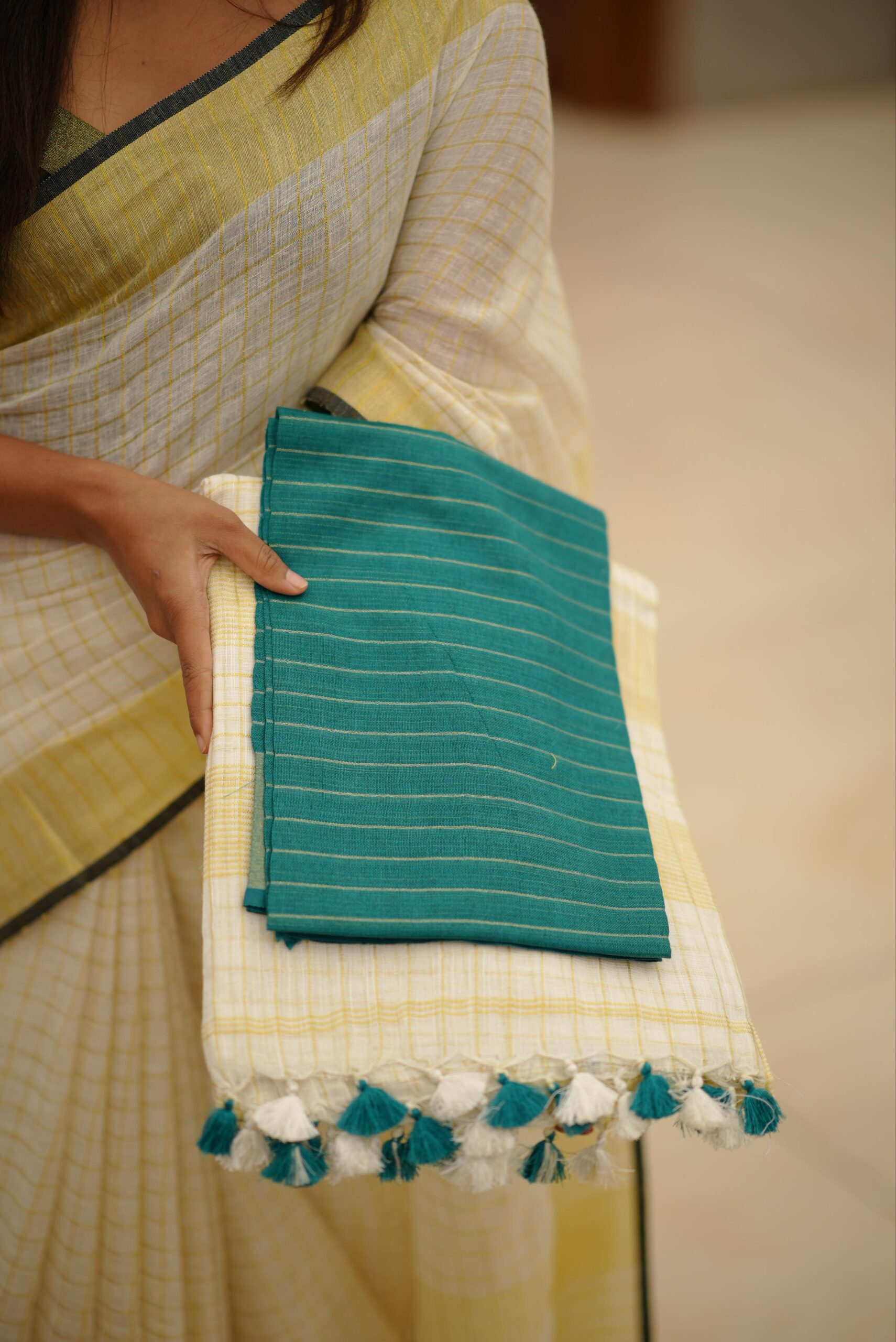 Semi Linen Saree M1594 - Image 3