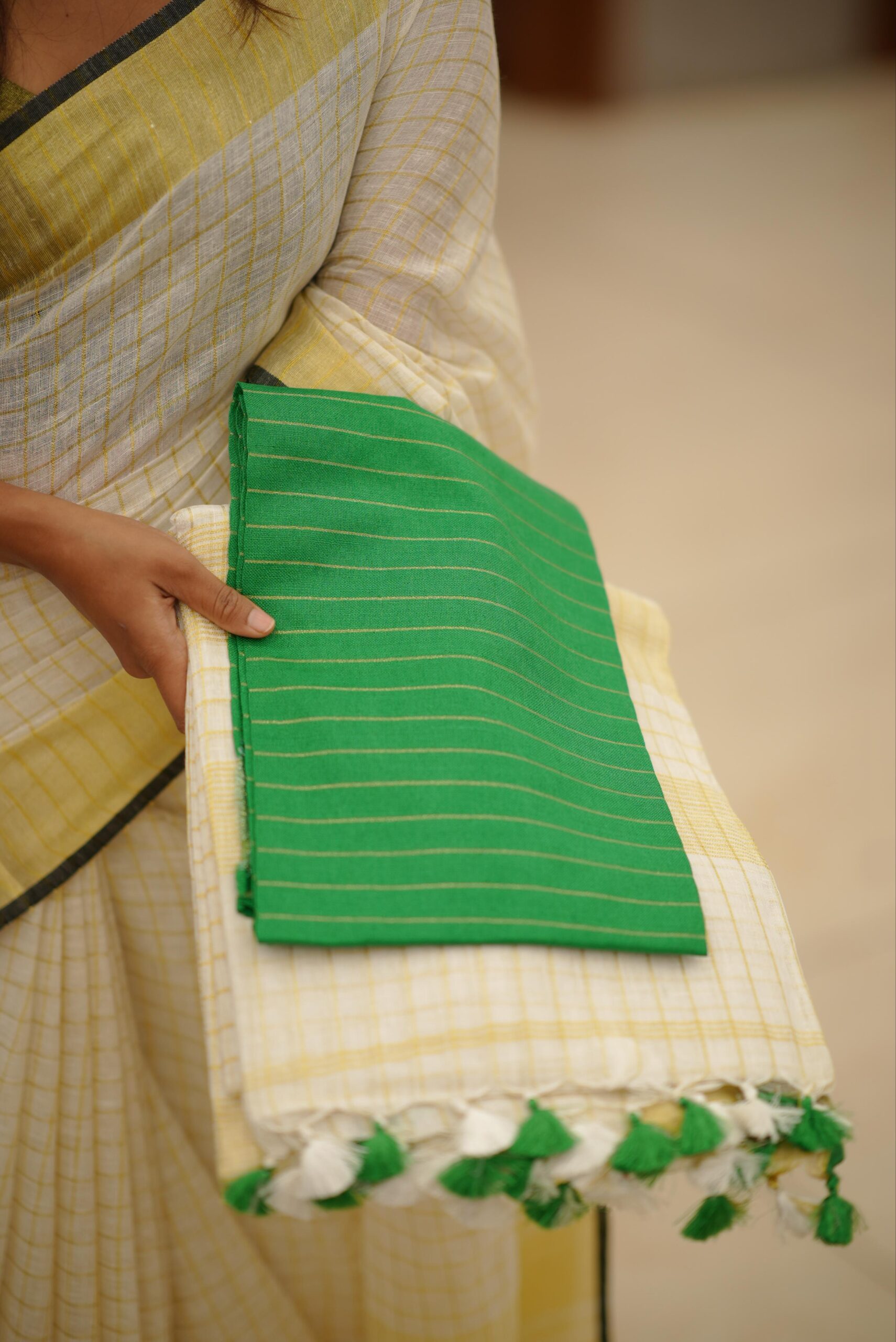 Semi Linen Saree M1594 - Image 7