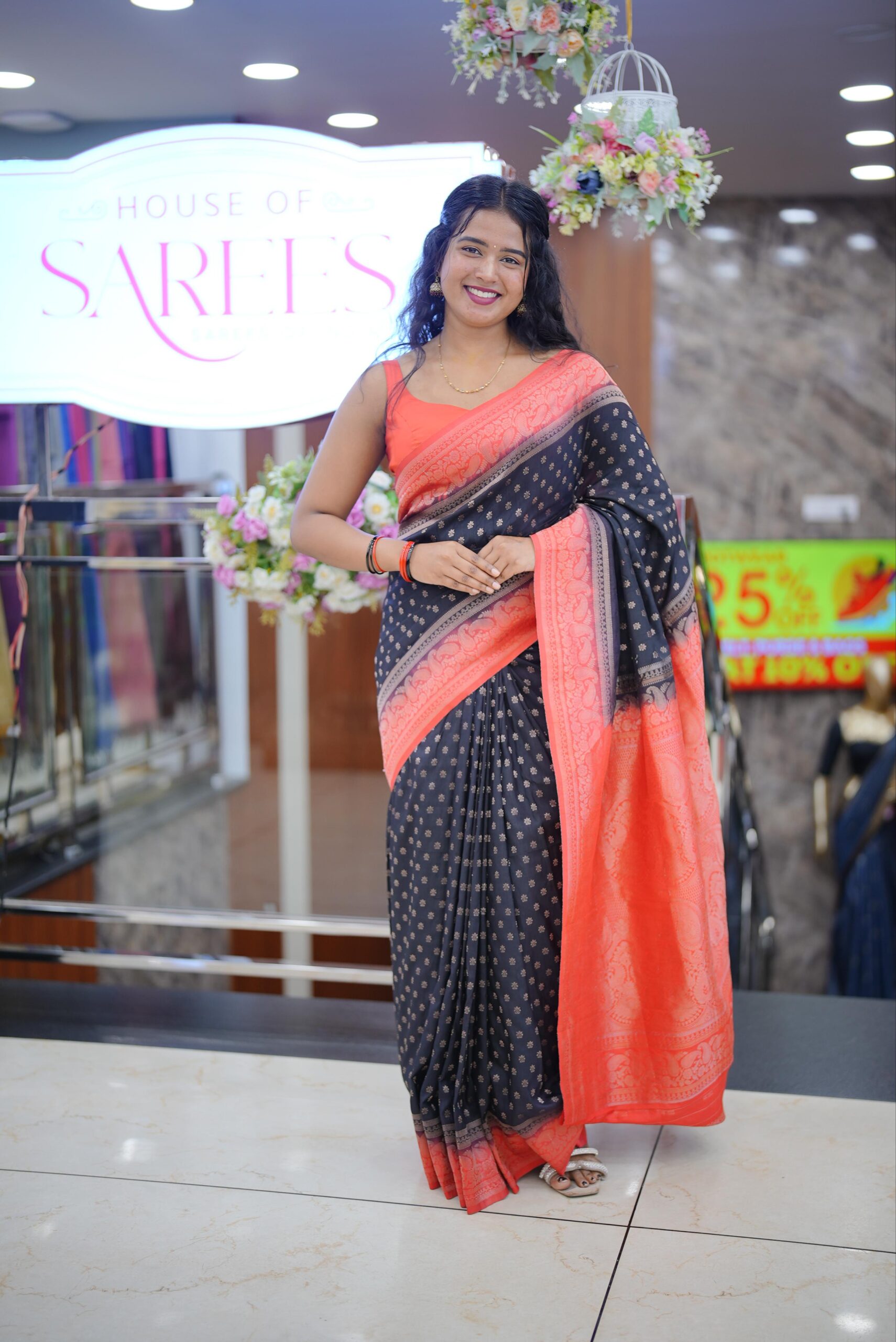 Banarasi Saree M1652 - Image 7