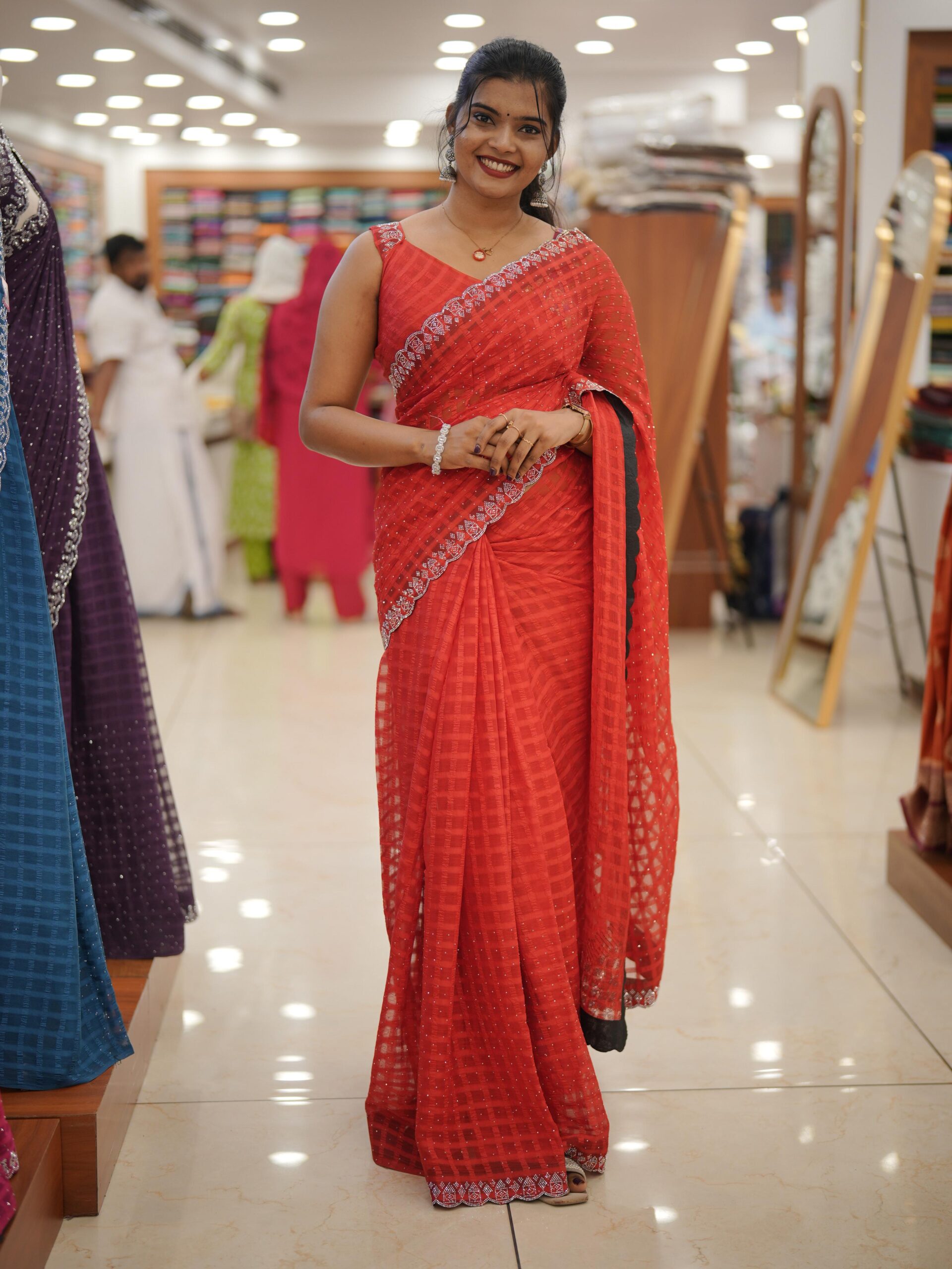 Chiffon Saree M1685 - Image 3
