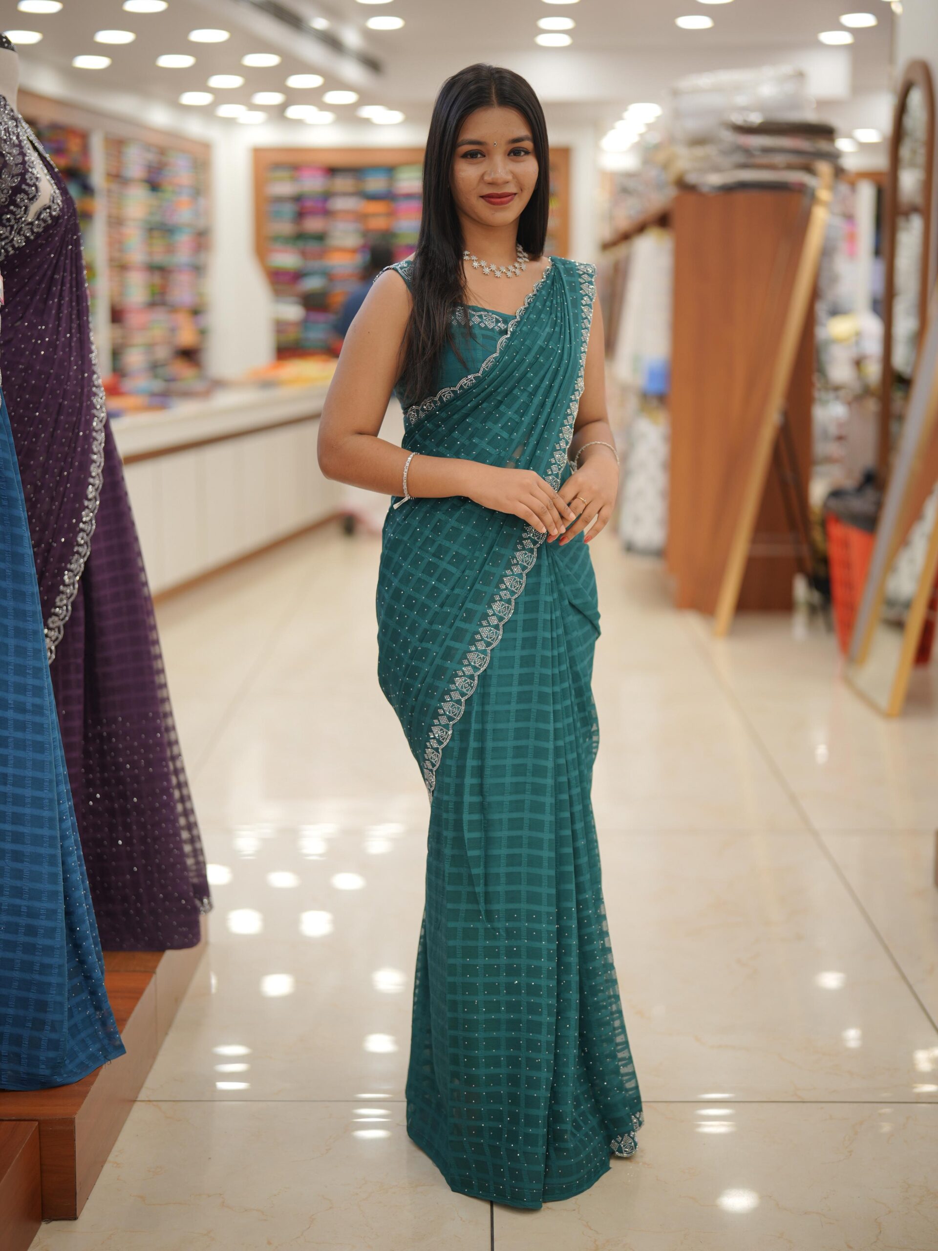 Chiffon Saree M1685 - Image 2