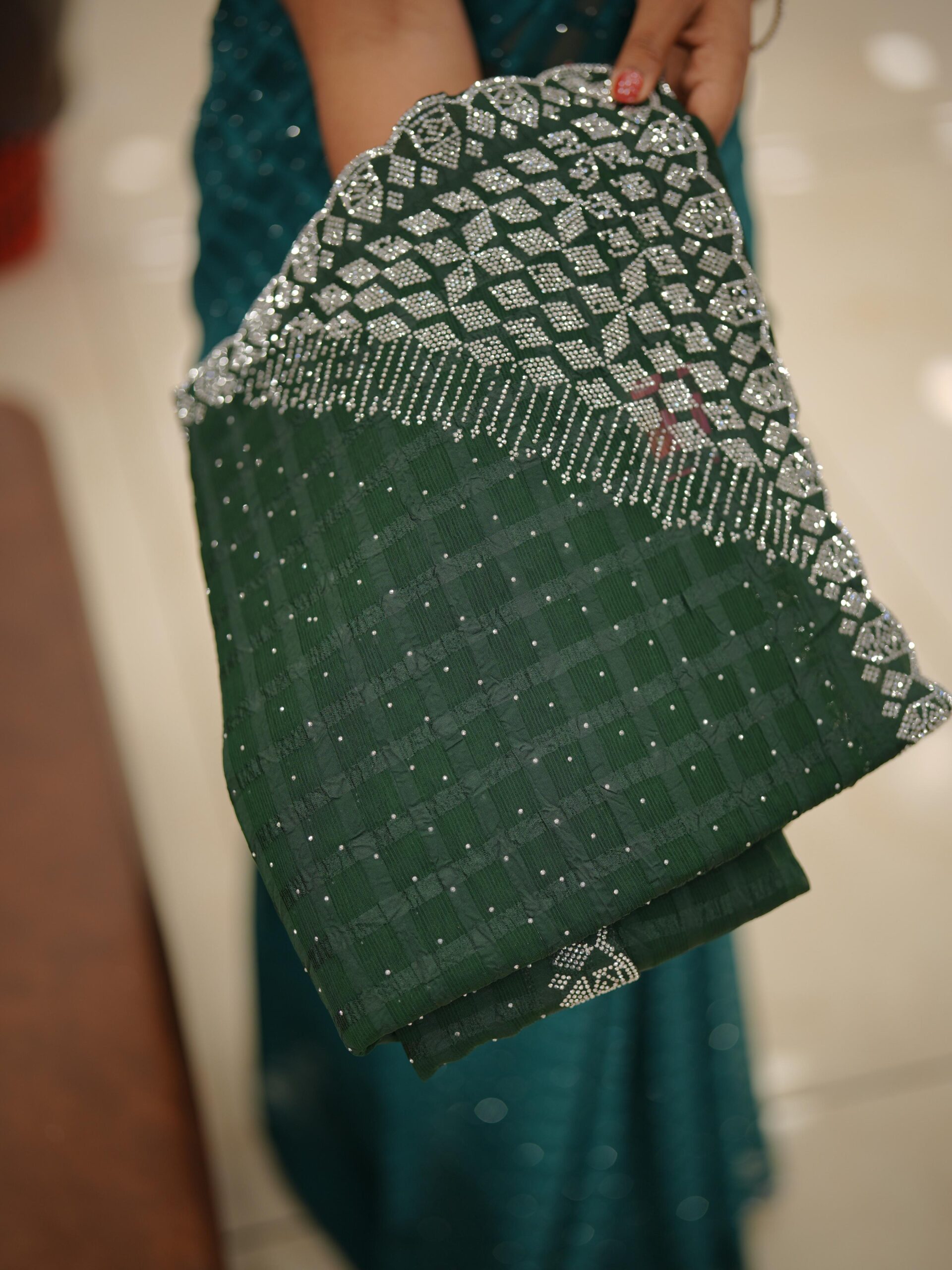 Chiffon Saree M1685 - Image 12