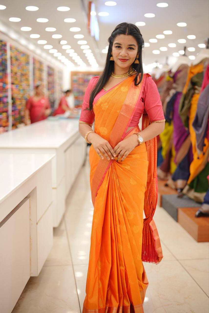 Traditional saree M1726