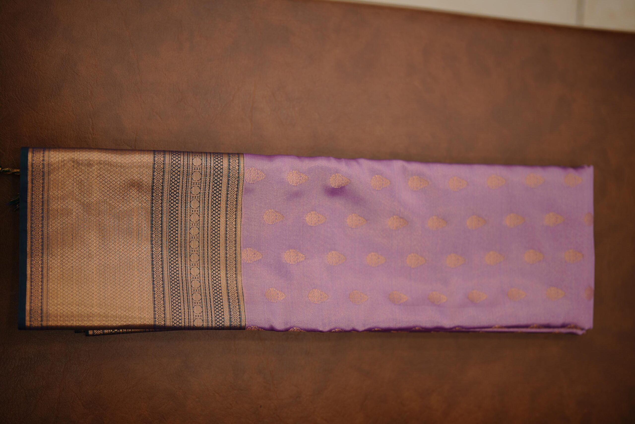 Tissue Saree M1732 - Image 2