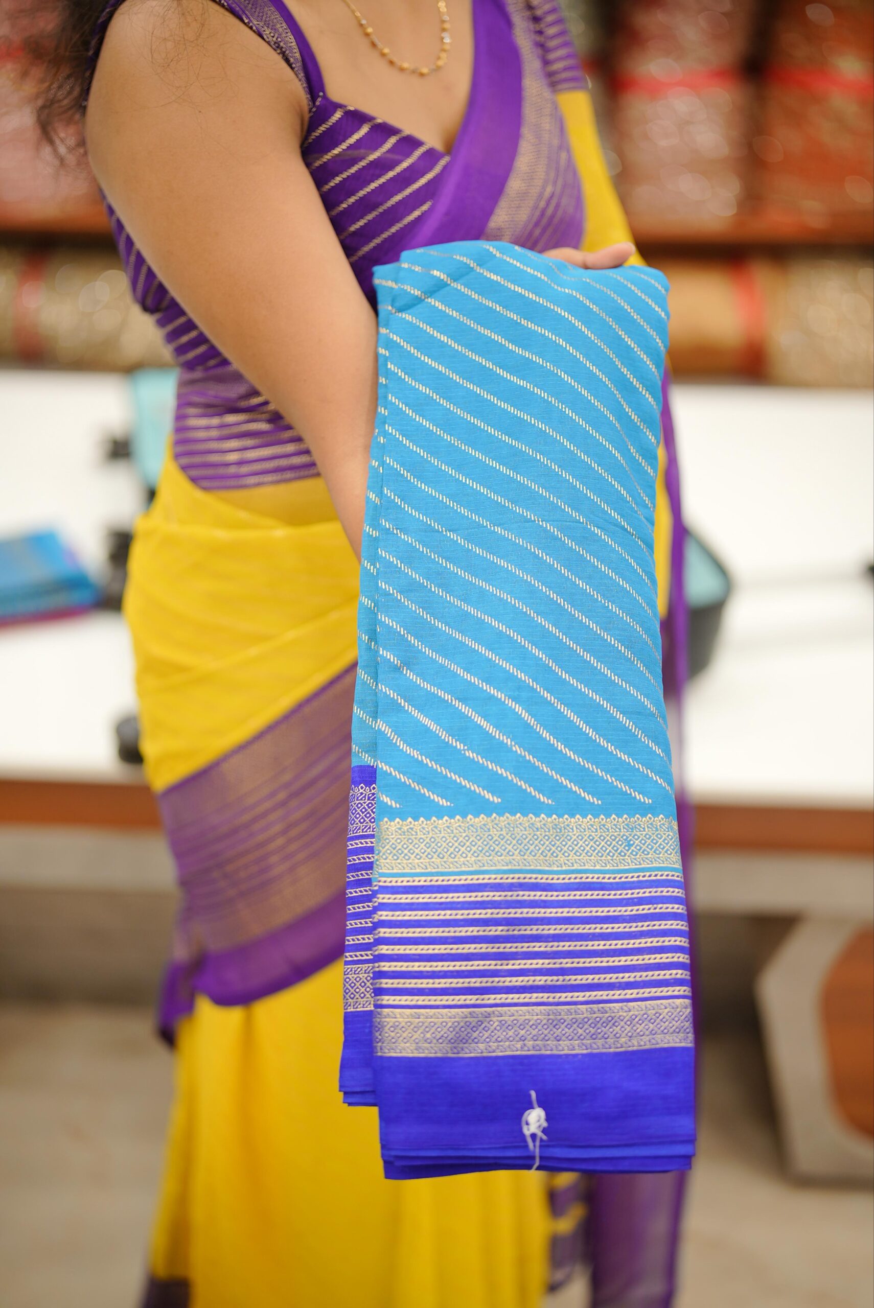 Georgette saree M1733 - Image 8