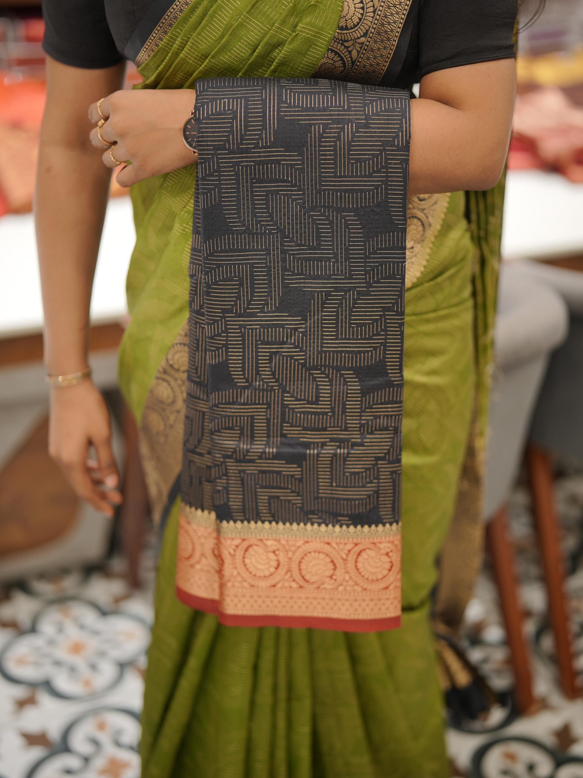 Banarasee Saree M1741 - Image 2