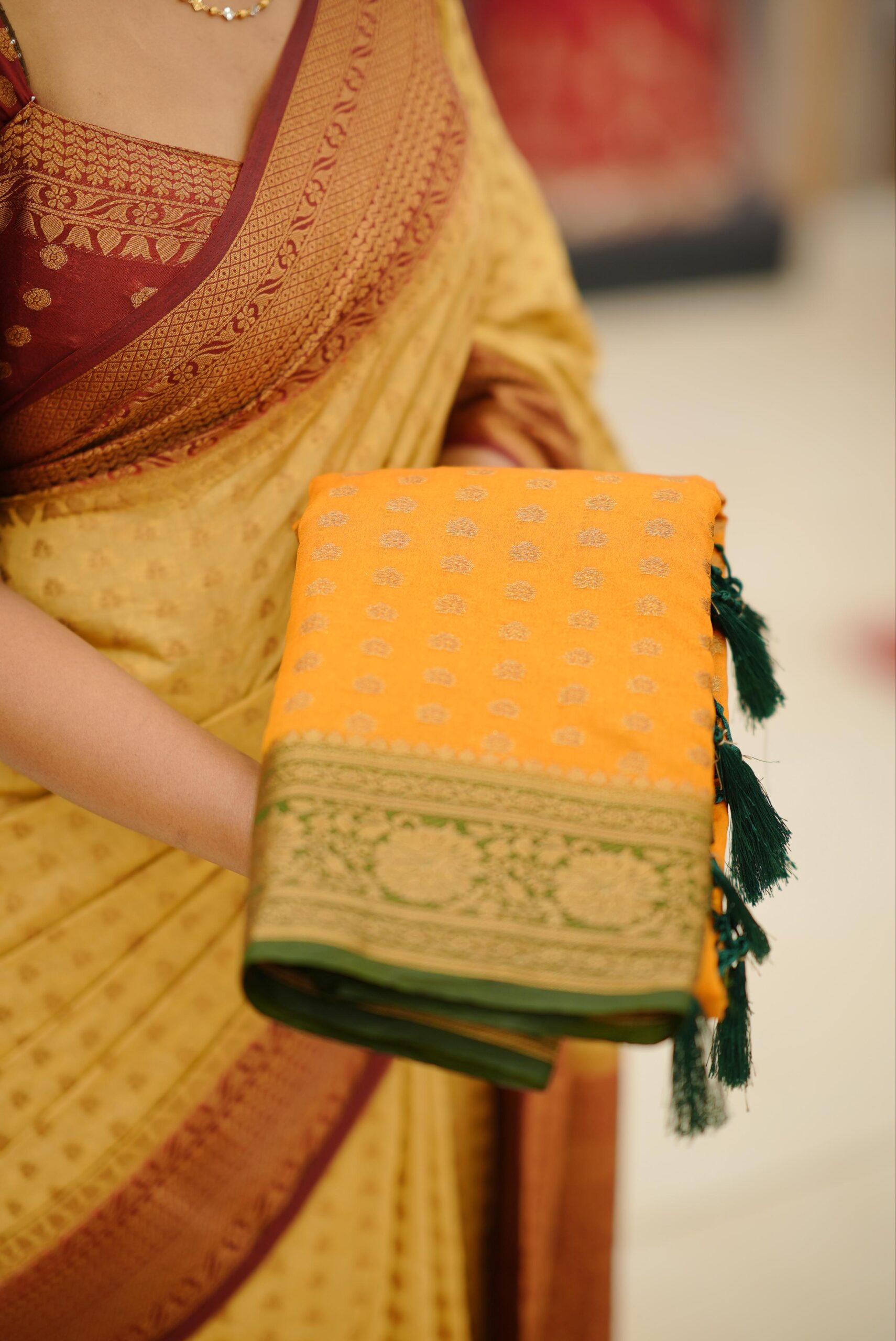 Banarasee Saree M1748 - Image 2