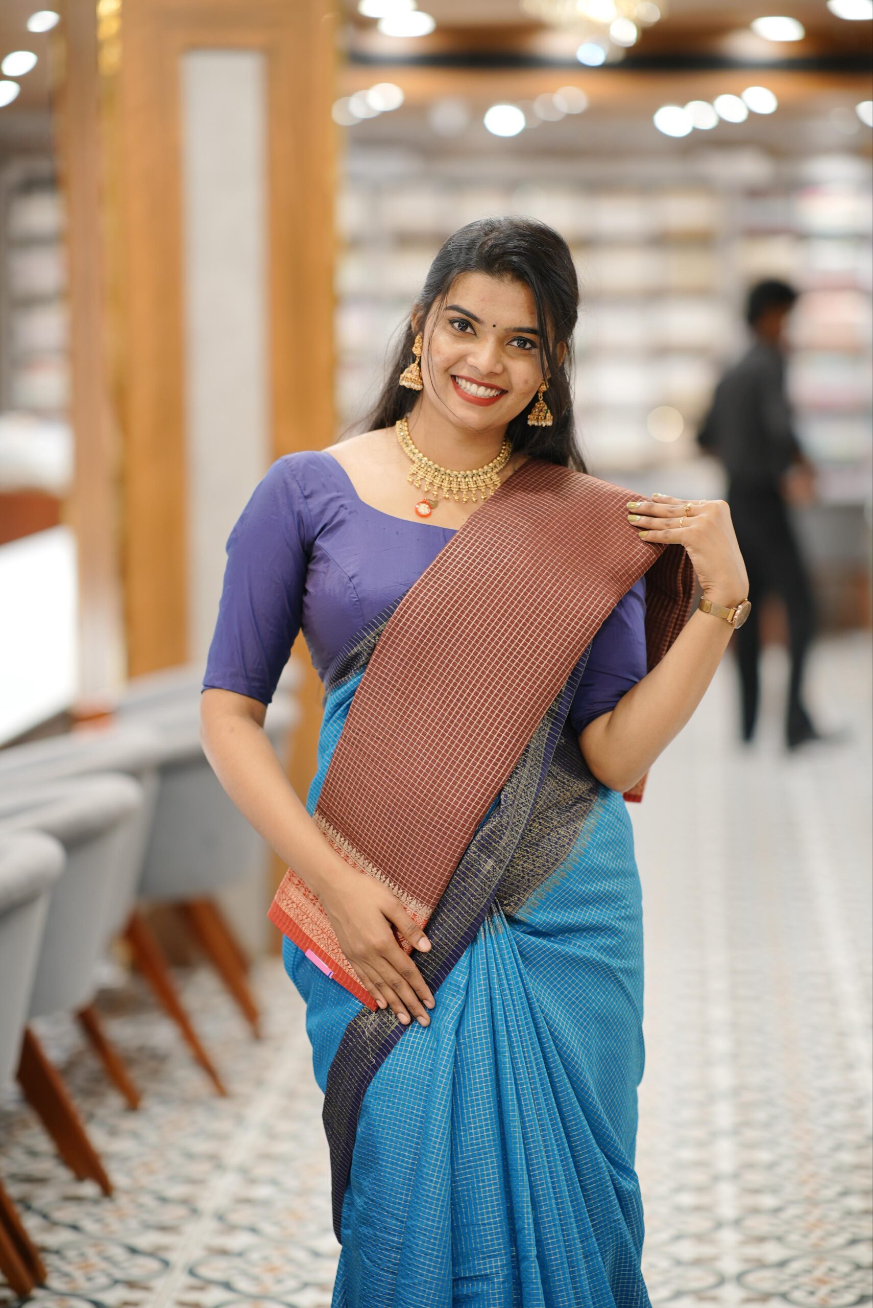Banarasi Saree M1769 - Image 4