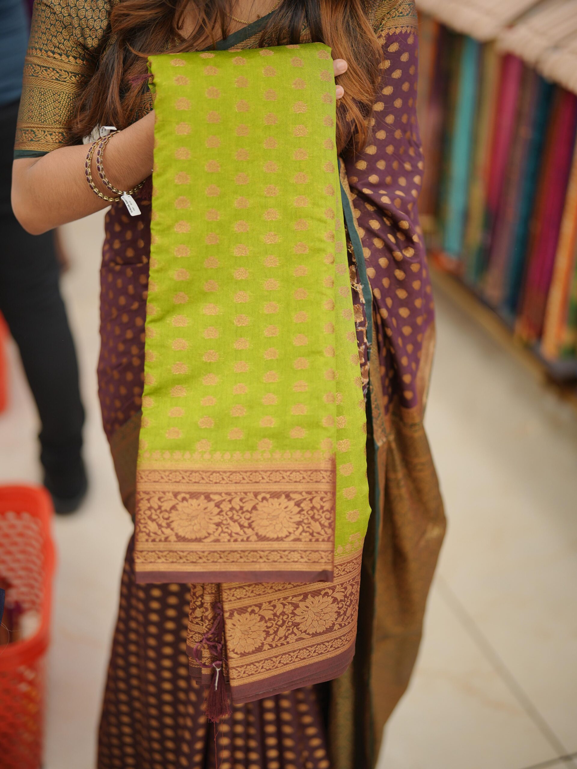Banarasi saree M1785 - Image 4