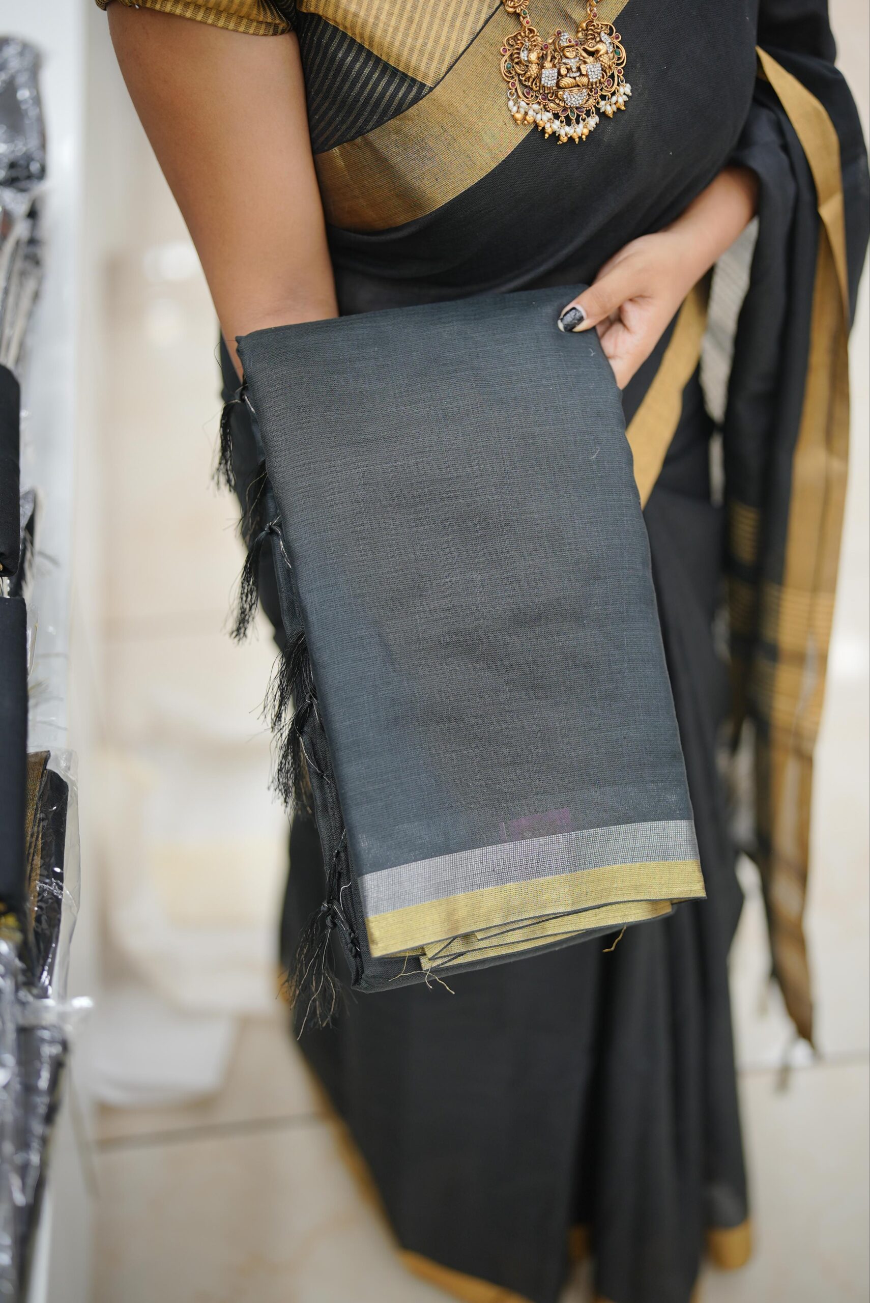 Jute Saree M1789 - Image 3